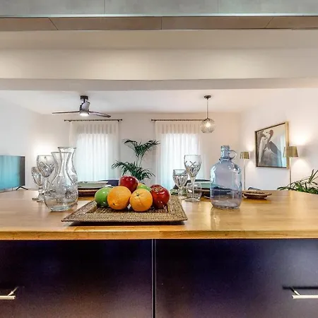Holisplace- Lovely Apartment In Downtown Alicante Zewnętrze zdjęcie